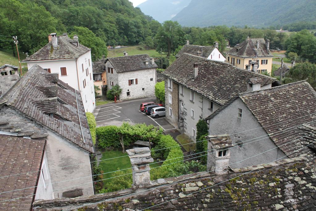 Hotel Garni Maggia Giumaglio Exterior photo